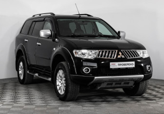 Подержанный автомобиль Mitsubishi Pajero Sport 2008 года (3 фото)