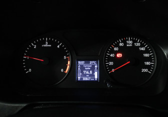 Подержанный автомобиль УАЗ Patriot 2023 года (12 фото)