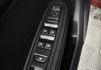 Подержанный автомобиль Renault Arkana 2020 года (15 фото)