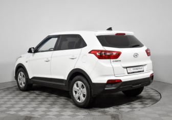 Подержанный автомобиль Hyundai Creta 2018 года (7 фото)