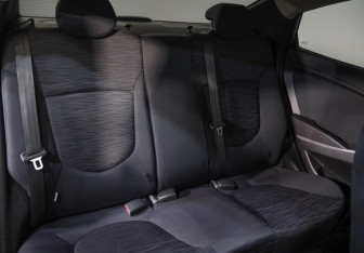 Подержанный автомобиль Hyundai Solaris Sedan 2015 года (20 фото)