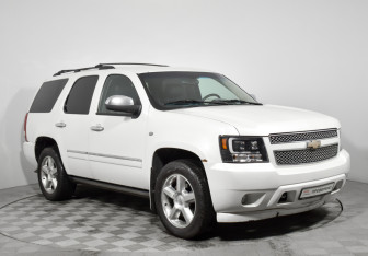 Подержанный автомобиль Chevrolet Tahoe 2013 года (3 фото)