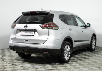 Подержанный автомобиль Nissan X-Trail 2017 года (5 фото)