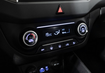 Подержанный автомобиль Hyundai Creta 2017 года (16 фото)