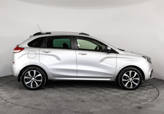 Подержанный автомобиль LADA (ВАЗ) XRAY 2019 года (4 фото)