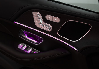 Подержанный автомобиль Mercedes-Benz GLE 2022 года (23 фото)