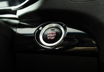 Подержанный автомобиль Kia Sorento 2014 года (15 фото)