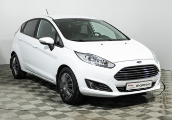 Подержанный автомобиль Ford Fiesta Hatchback 2019 года (3 фото)