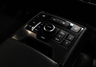 Подержанный автомобиль Hyundai Genesis 2016 года (34 фото)