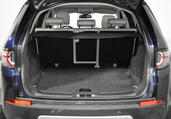 Подержанный автомобиль Land Rover Discovery Sport 2015 года (23 фото)