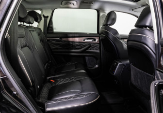 Подержанный автомобиль Exeed VX 2022 года (19 фото)