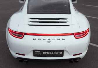 Подержанный автомобиль Porsche 911 Coupe 2013 года (19 фото)