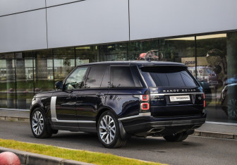Подержанный автомобиль Land Rover Range Rover 2019 года (8 фото)