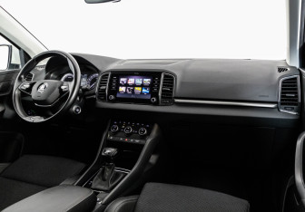 Подержанный автомобиль Skoda Karoq 2021 года (9 фото)