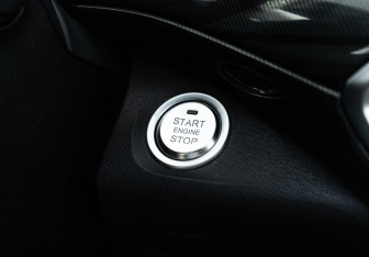 Подержанный автомобиль Changan UNI-T 2021 года (18 фото)