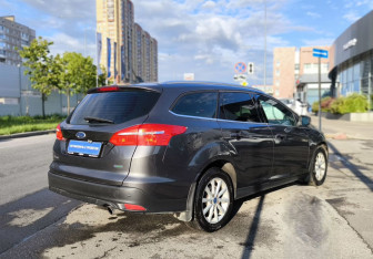 Подержанный автомобиль Ford Focus Wagon 2017 года (4 фото)