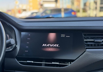 Подержанный автомобиль Haval F7x 2021 года (15 фото)