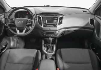 Подержанный автомобиль Hyundai Creta 2019 года (13 фото)