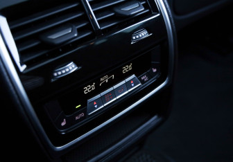 Подержанный автомобиль BMW X5 2019 года (29 фото)