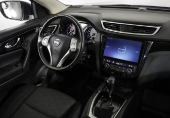 Подержанный автомобиль Nissan Qashqai 2018 года (9 фото)