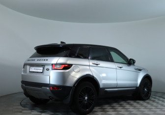 Подержанный автомобиль Land Rover Range Rover Evoque 2017 года (5 фото)