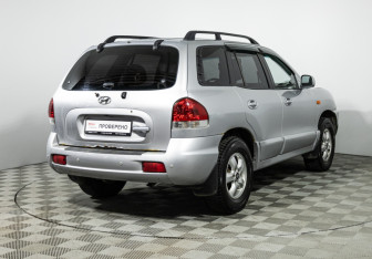 Подержанный автомобиль Hyundai Santa Fe 2007 года (5 фото)