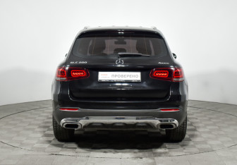 Подержанный автомобиль Mercedes-Benz GLC Coupe 2020 года (6 фото)