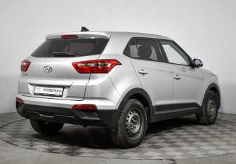 Подержанный автомобиль Hyundai Creta 2019 года (5 фото)