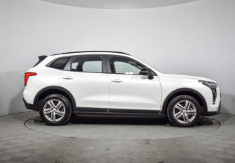 Подержанный автомобиль Haval Jolion 2024 года (4 фото)