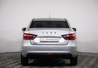 Подержанный автомобиль LADA (ВАЗ) Vesta Sedan 2016 года (6 фото)