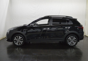 Подержанный автомобиль Kia Rio Hatchback 2022 года (8 фото)