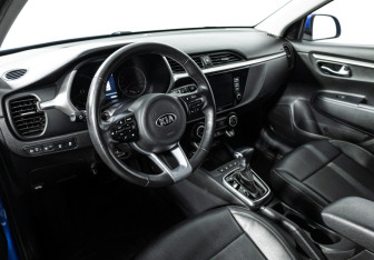 Подержанный автомобиль Kia Rio Hatchback 2021 года (11 фото)