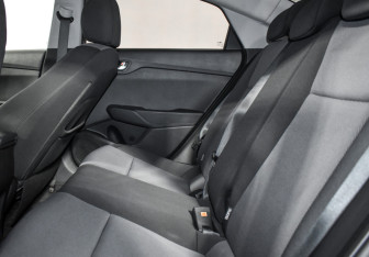 Подержанный автомобиль Hyundai Solaris Sedan 2021 года (12 фото)