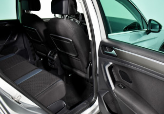 Подержанный автомобиль Volkswagen Tiguan 2019 года (12 фото)