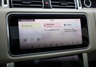 Подержанный автомобиль Land Rover Range Rover 2018 года (22 фото)