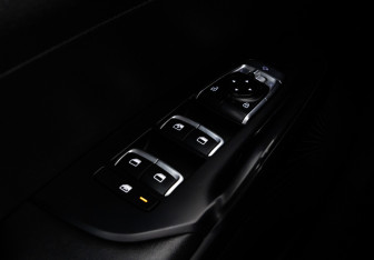 Подержанный автомобиль Kia K5 2020 года (17 фото)