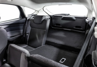 Подержанный автомобиль Ford Focus Hatchback 2014 года (19 фото)