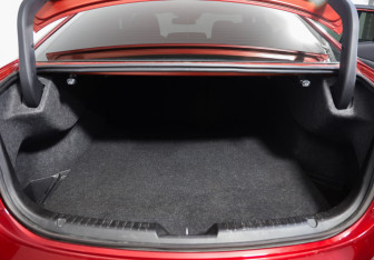 Подержанный автомобиль Mazda 6 Sedan 2019 года (25 фото)