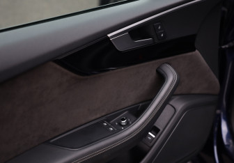 Подержанный автомобиль Audi A5 Coupe 2019 года (23 фото)