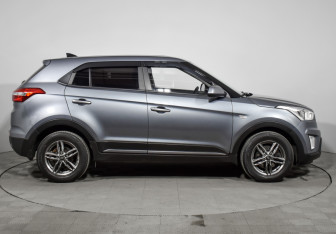 Подержанный автомобиль Hyundai Creta 2019 года (4 фото)
