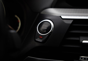 Подержанный автомобиль BMW X3 2019 года (21 фото)