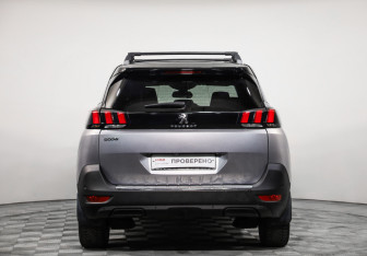 Подержанный автомобиль Peugeot 5008 Suv 2018 года (6 фото)