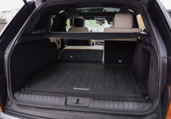 Подержанный автомобиль Land Rover Range Rover Sport 2018 года (37 фото)
