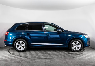 Подержанный автомобиль Audi Q7 2018 года (5 фото)