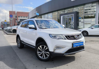 Подержанный автомобиль Geely Atlas 2020 года (3 фото)