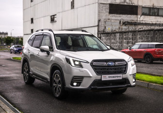 Подержанный автомобиль Subaru Forester Suv 2024 года (5 фото)