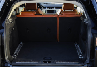 Подержанный автомобиль Land Rover Range Rover Evoque 2013 года (33 фото)