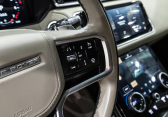 Подержанный автомобиль Land Rover Range Rover Velar 2021 года (20 фото)