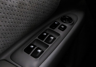 Подержанный автомобиль Kia Magentis 2007 года (14 фото)