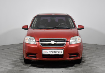 Подержанный автомобиль Chevrolet Aveo Sedan 2011 года (2 фото)